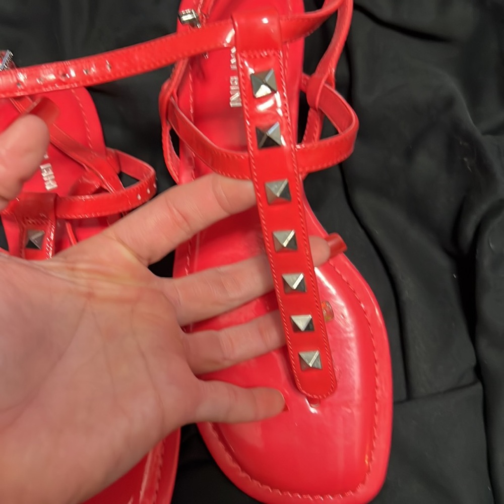 Sandals - Picture 3 of 5